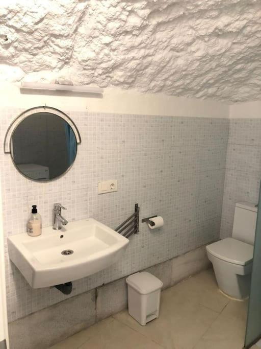 Authentic Cave In Old City Centre Apartamento Granada Exterior foto